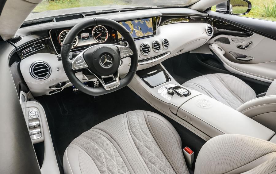  Mercedes-Benz S63 AMG Coupe 2015 года  (US) (фото 5 из 30)